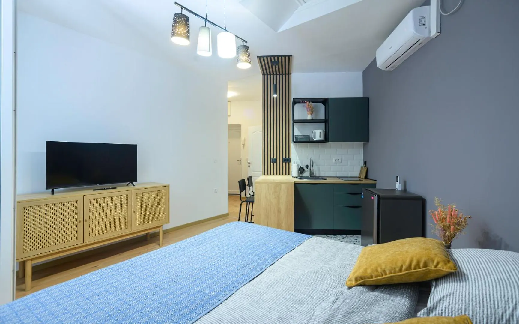 Vera Apartments With Sea View And Old Town View  Zadar